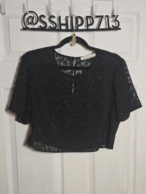 BCBGeneration M Medium Black Sheer Animal Print Sheer Lace Crop Top